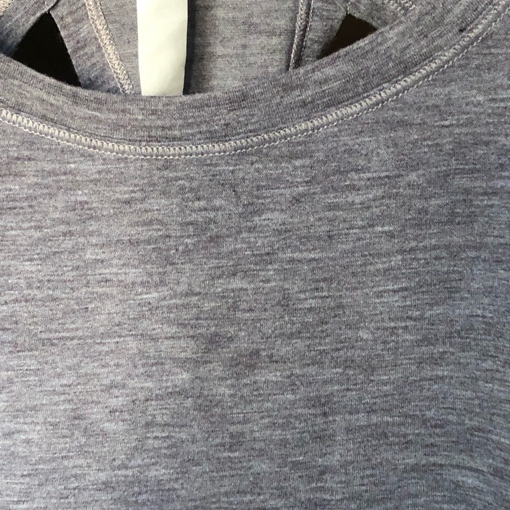 Lululemon - Picture 5 of 5